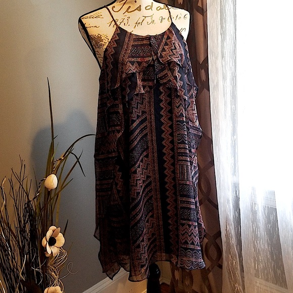 BCBGMazAzria Ruffe Layered Shift Dress - Picture 3 of 8